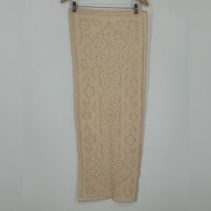 Vintage 1950’s Lace Off White Table Runner Buffet Dresser  45”x16” Pretty Z2